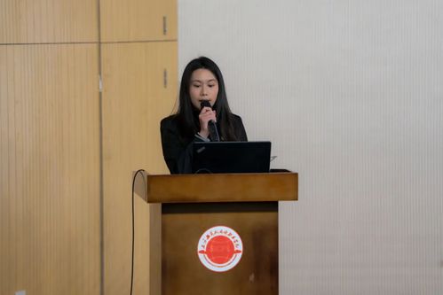 00中校区图书馆报告厅举行“2024